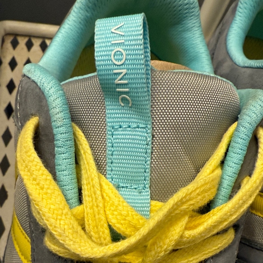 Vionic Rechelle Size 8 - Picture 2 of 10